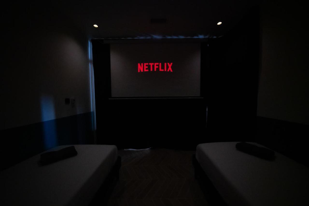 Roma Divine Home Cinema Et Jardin Nîmes Exteriér fotografie